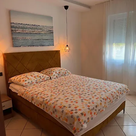 Zuzic 크리크베니카