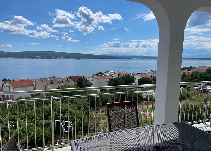 アパート Zuzic ツリクヴェニツァ